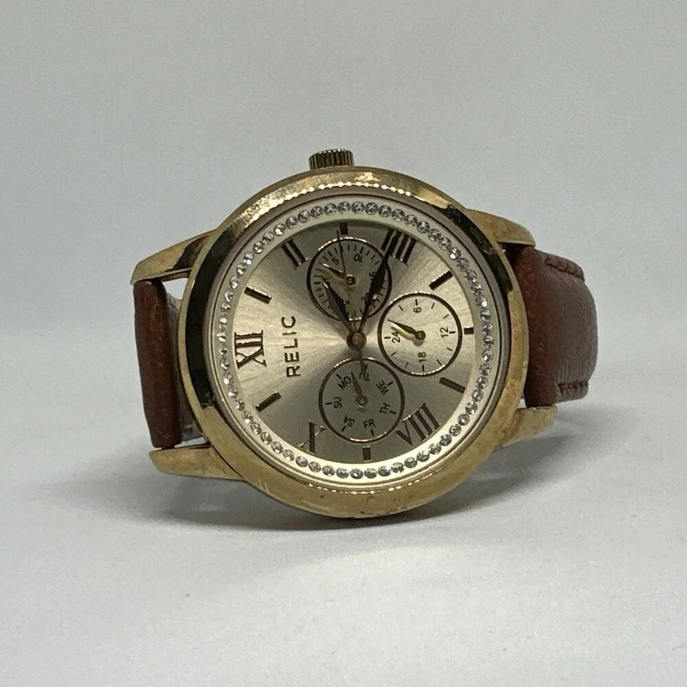 Relic ZR15831 Women's Brown Leather Straps Analog Dial Quartz Wrist Watch HME737